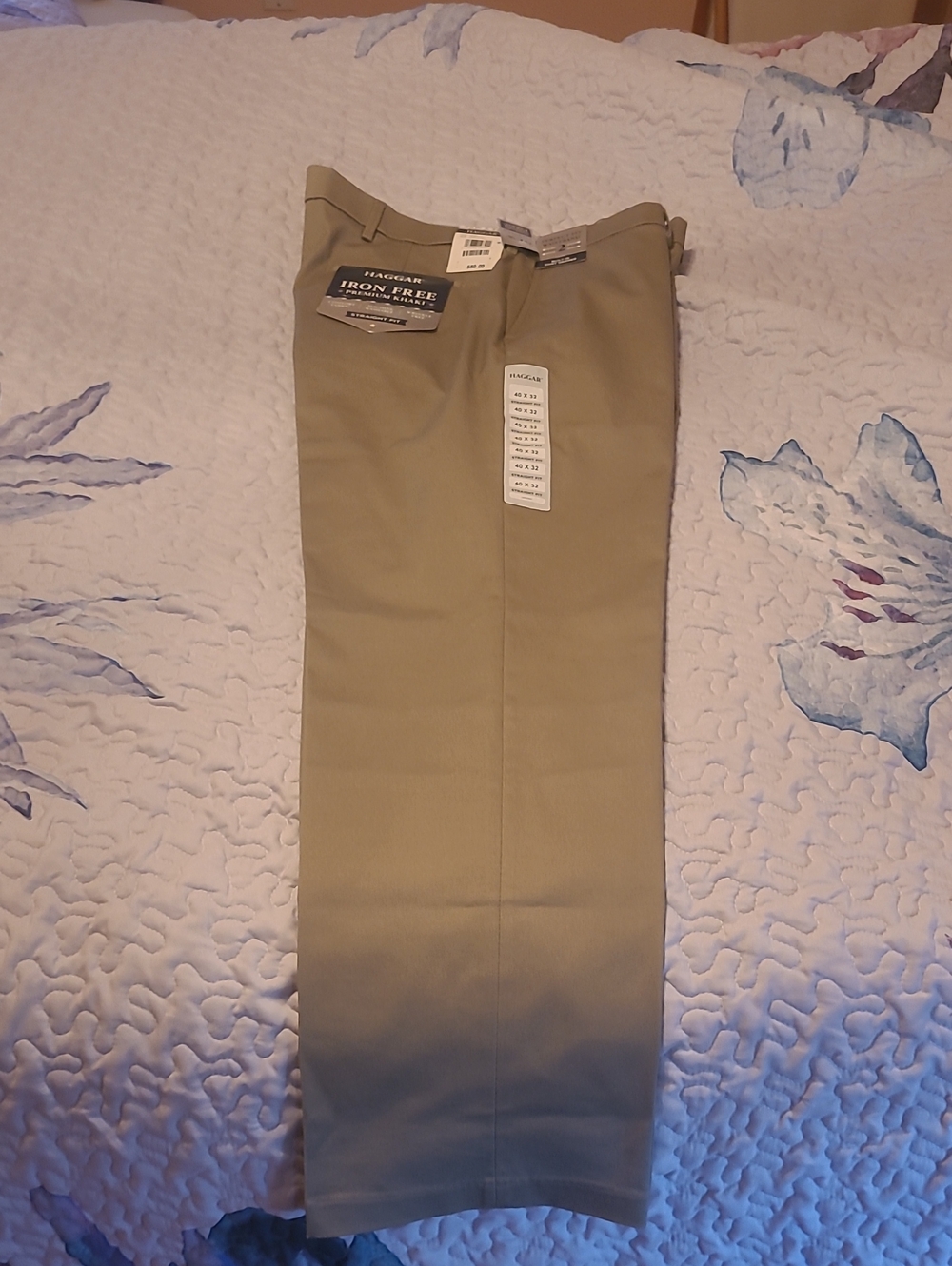 Haggar Men's Chinos in Khaki